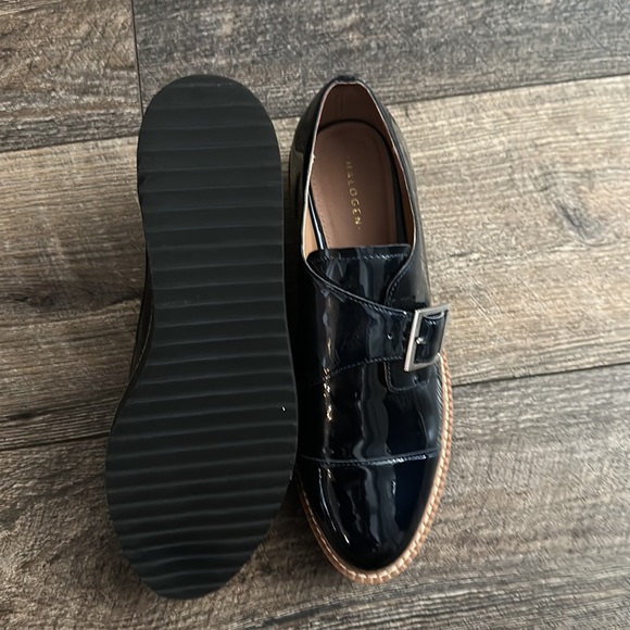 Navy Blue Patent Leather Oxford Shoes - Picture 4 of 5